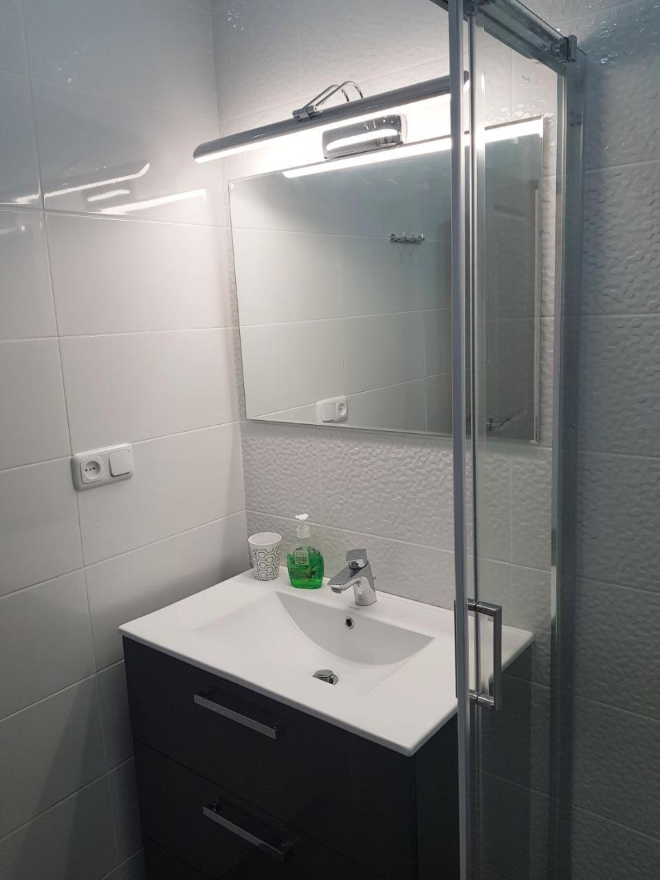Cascade White Luxury Apartment Γιερεβάν Εξωτερικό φωτογραφία